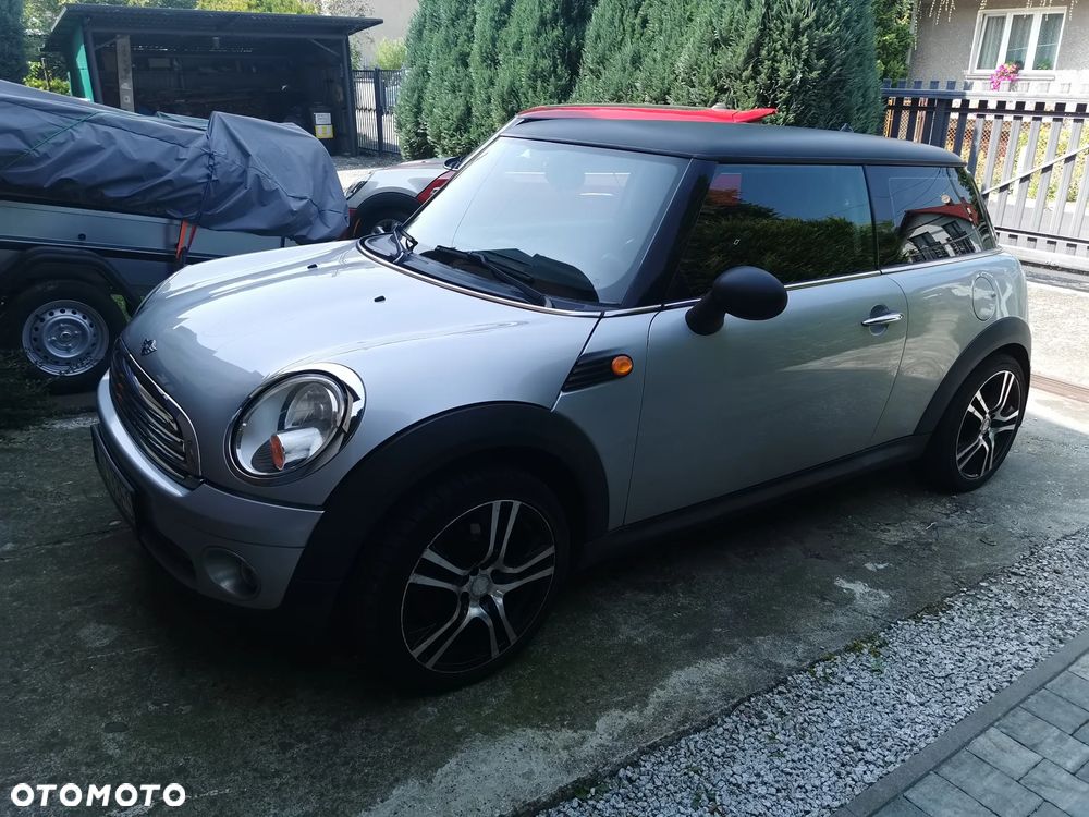 MINI Cooper Standard - 4