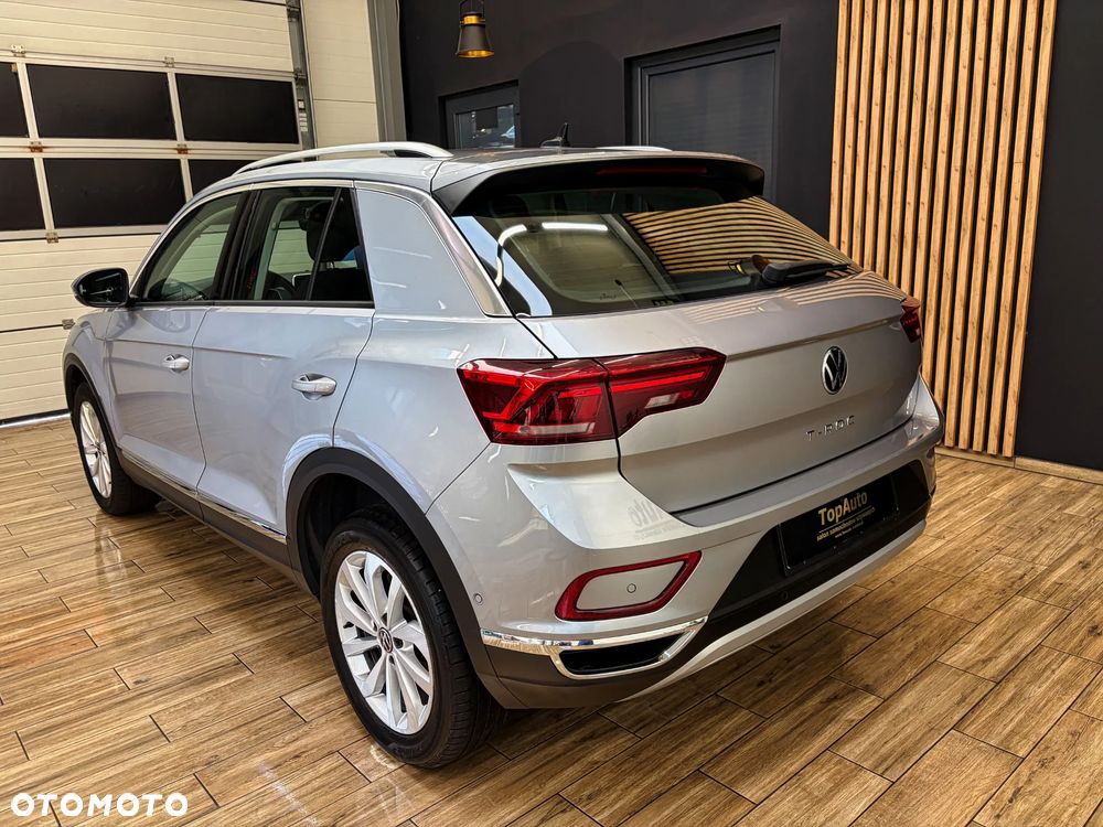 Volkswagen T-Roc - 9