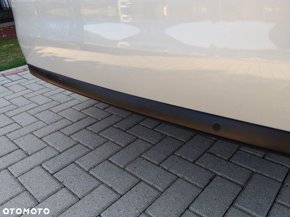 Peugeot 308 HDi FAP 92 Active - 13
