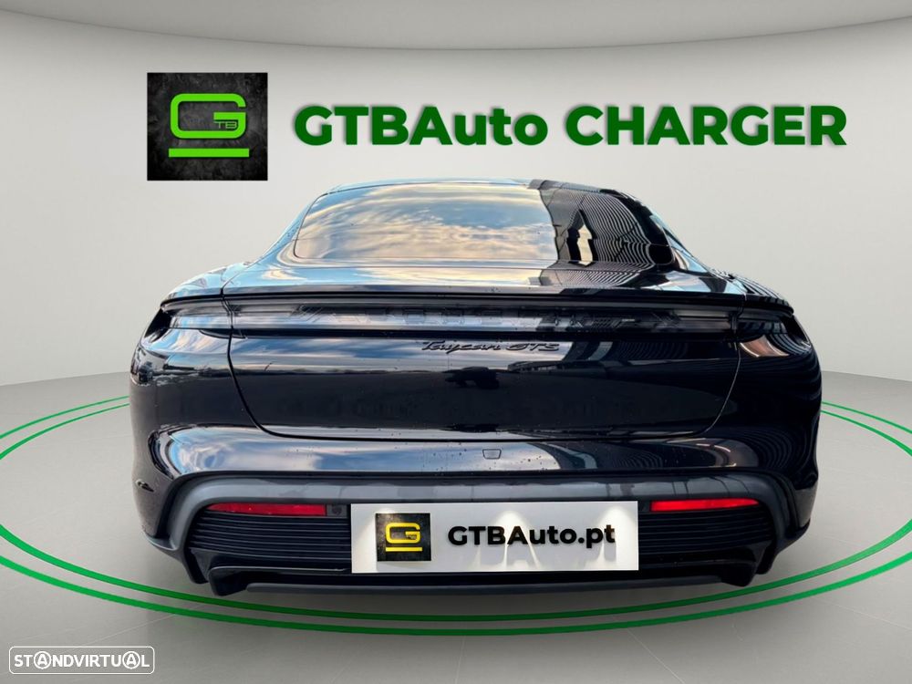 Porsche Taycan - 14