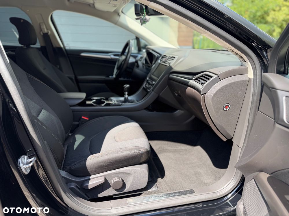 Ford Mondeo - 11