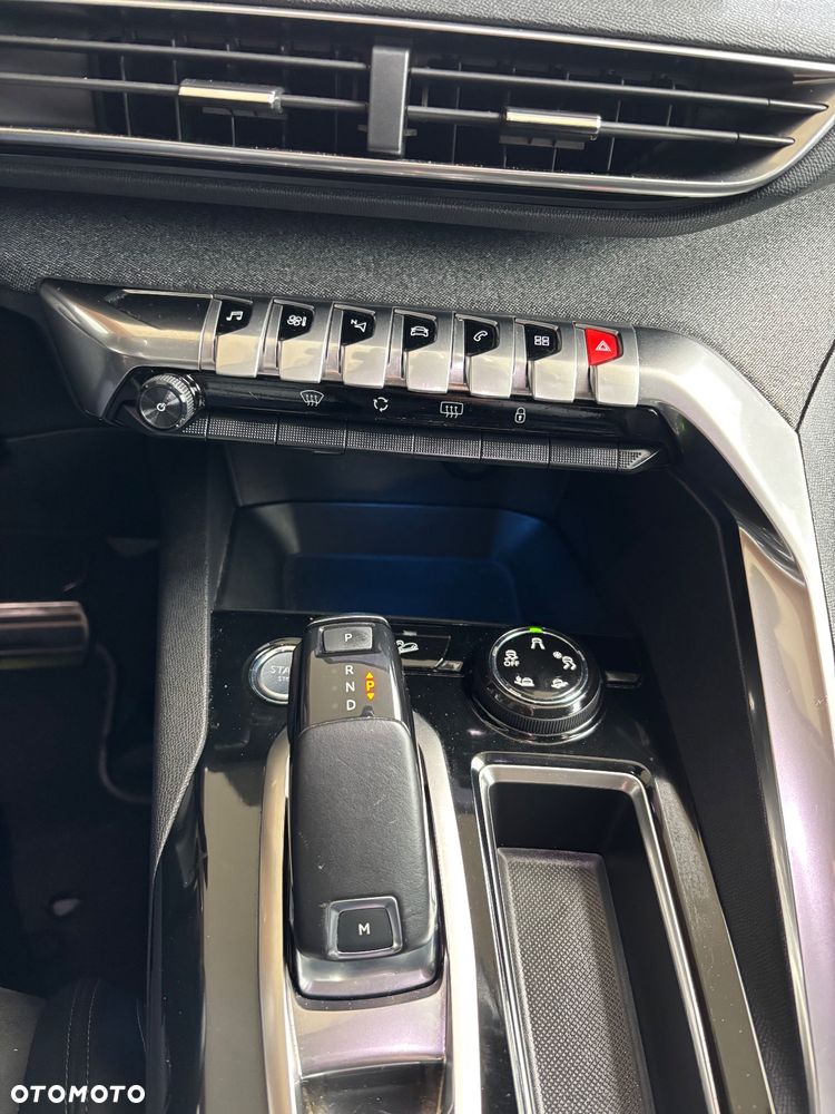 Peugeot 3008 1.2 PureTech Crossway S&S EAT6 - 25