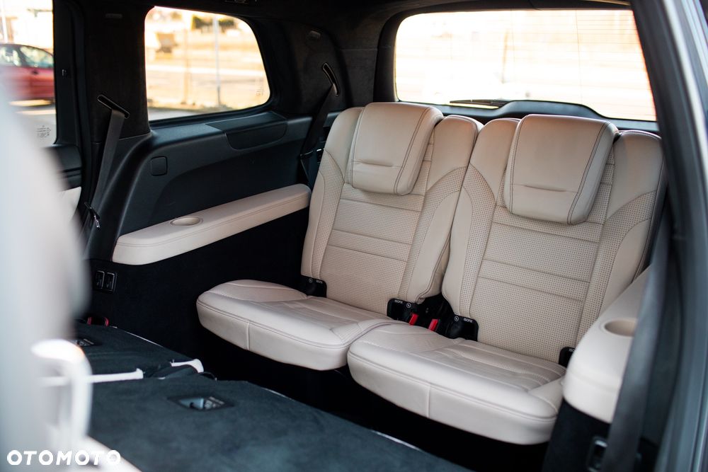 Mercedes-Benz GL - 10