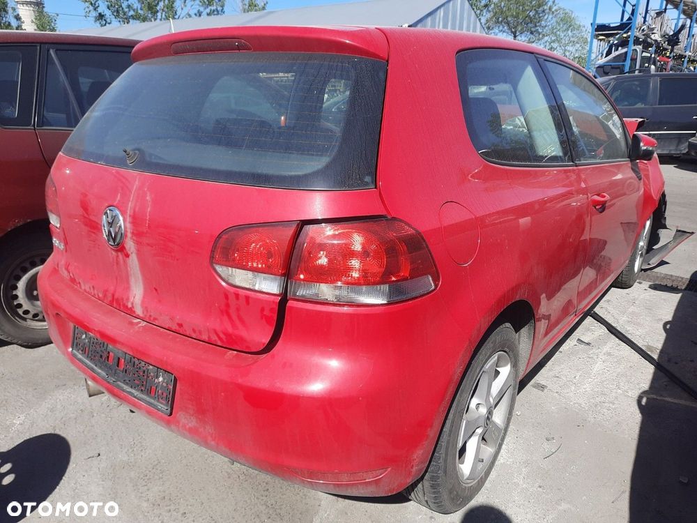 SPINKA VW Golf VI  1,4 16V B 80KM 2008-2012 R LAK: LY3D HB 3 SILNIK CGGA - 1