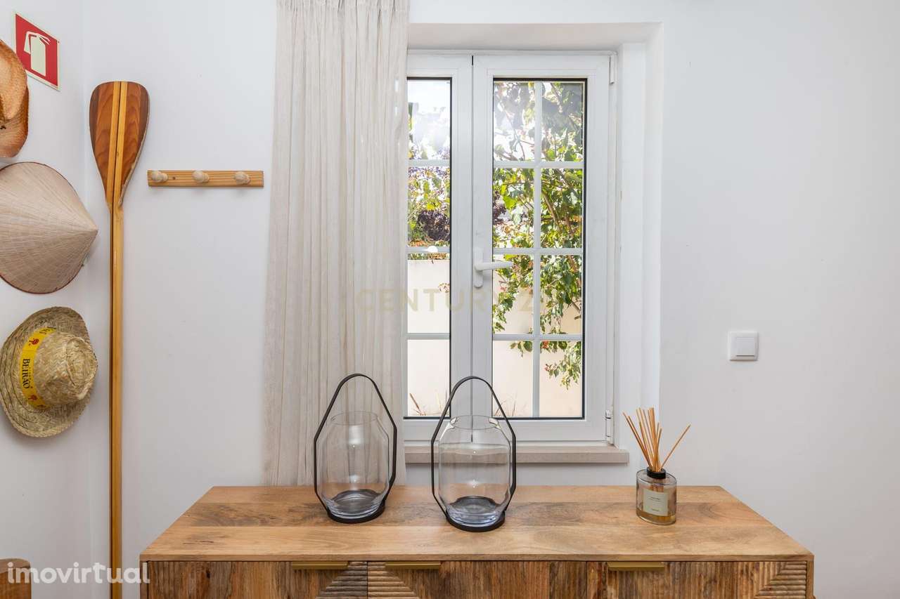 Moradia T2, com anexo (T1), na Costa da Caparica, totalmente remodelad - Grande imagem: 2/46