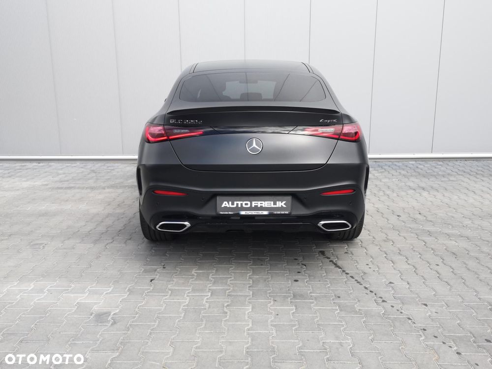 Mercedes-Benz GLC 220 d mHEV 4-Matic AMG Line - 8