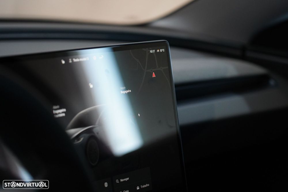 Tesla Model 3 - 14