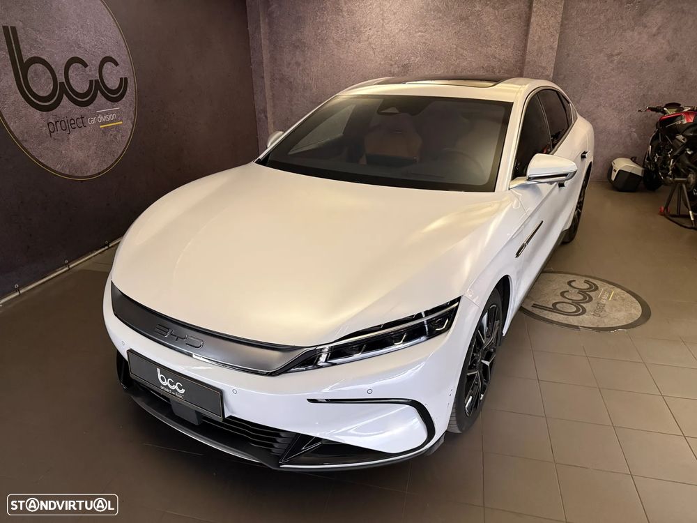 BYD Han 85.4 kWh AWD Executive - 2