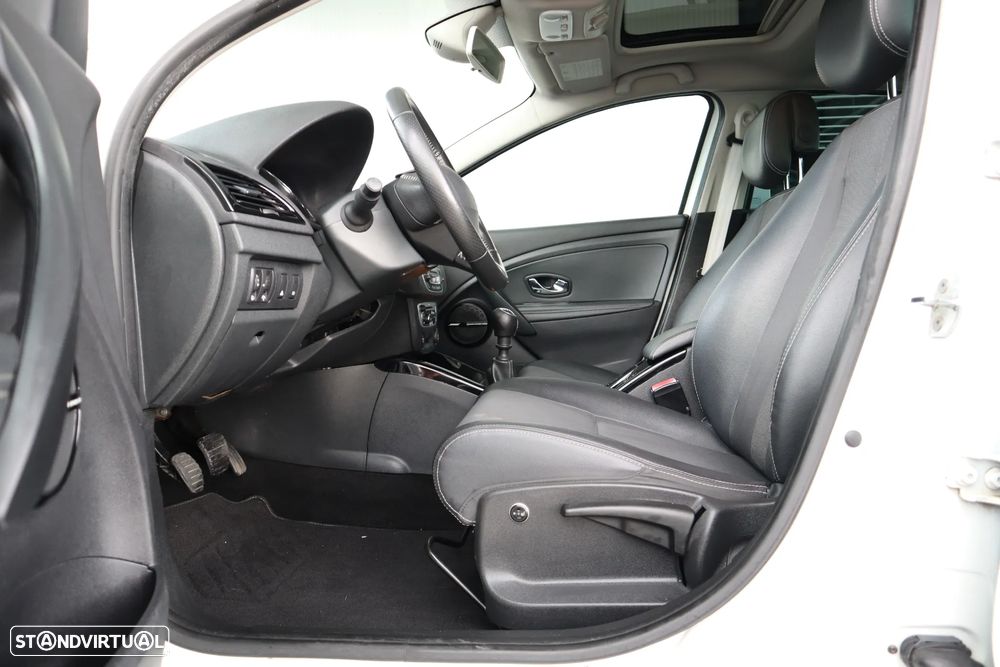 Renault Mégane Sport Tourer 1.5 dCi Bose Edition SS - 16