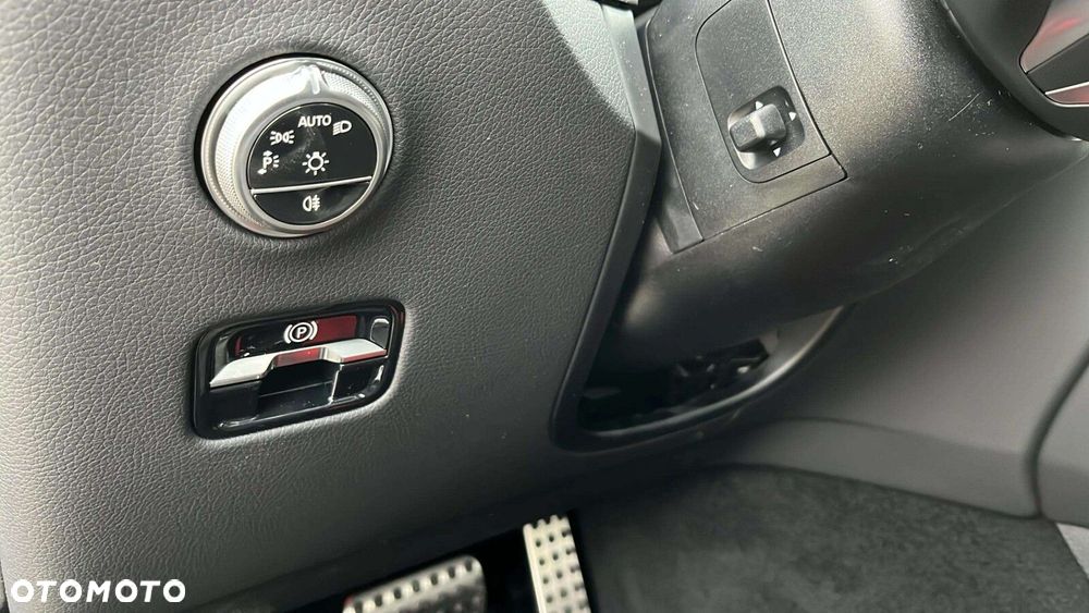 Mercedes-Benz GLC - 15