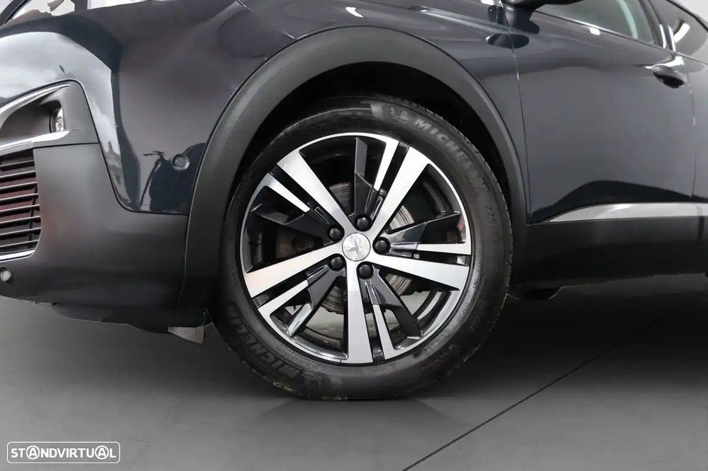 Peugeot 3008 PureTech 130 Stop & Start GPF EAT8 Allure Pack - 18