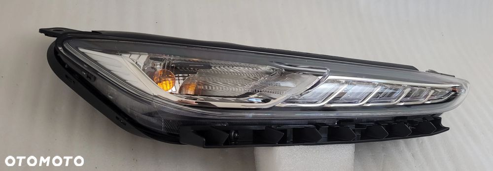 LAMPA GÓRNA PRZÓD HALOGEN DRL LED PRAWY HYUNDAI KONA 2017- 92208-J90 - 4