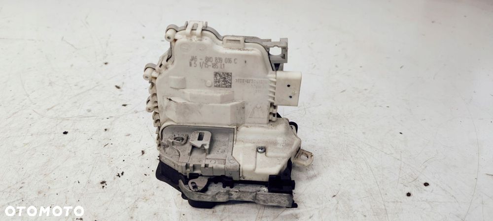 ZAMEK DRZWI LEWY TYŁ AUDI A1 8X0839016C 6 PIN - 1