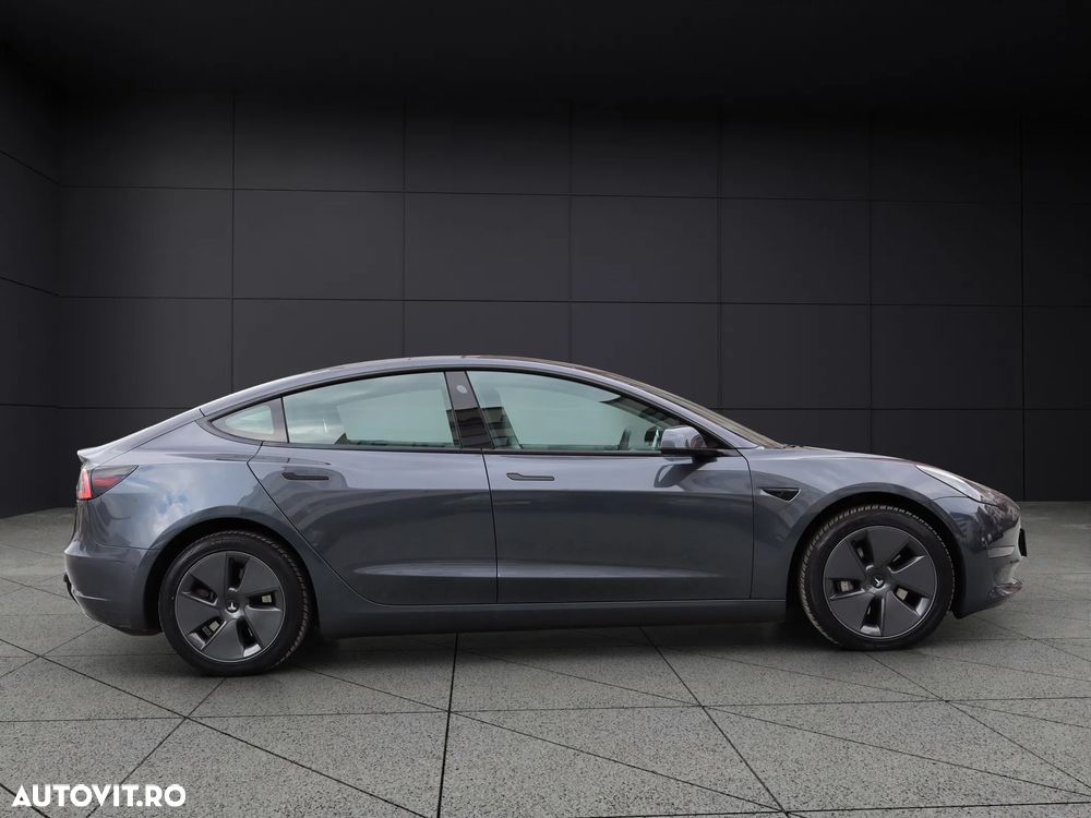 Tesla Model 3 AWD Long Range - 2