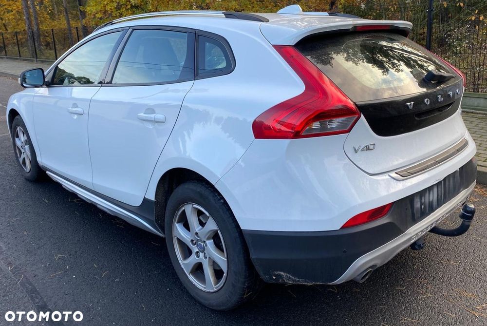 Volvo V40 D3 Kinetic - 4