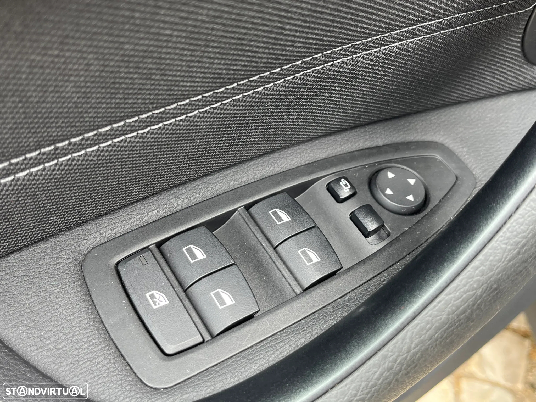 BMW X1 16 d sDrive Auto Advantage - 20