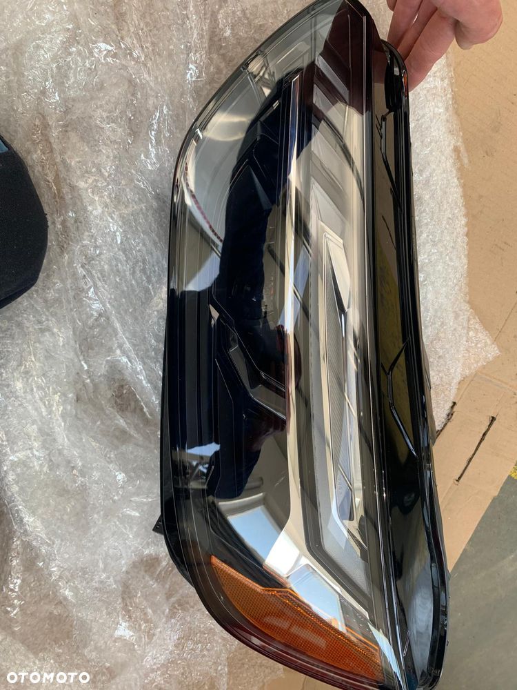 Audi Q5 SQ5 FY Reflektor 80A941035M - 3