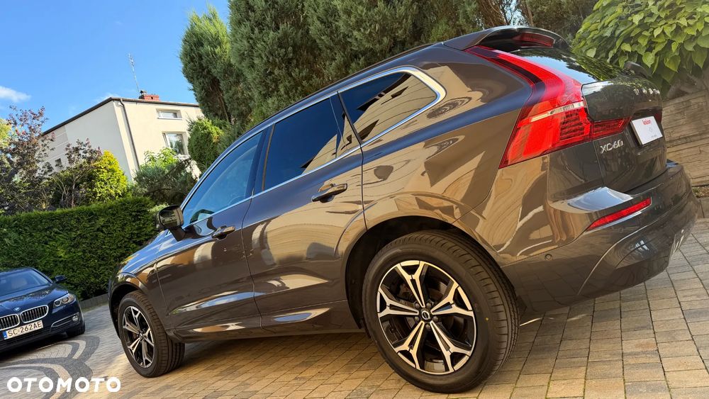 Volvo XC 60 B4 D Geartronic Momentum Pro - 6