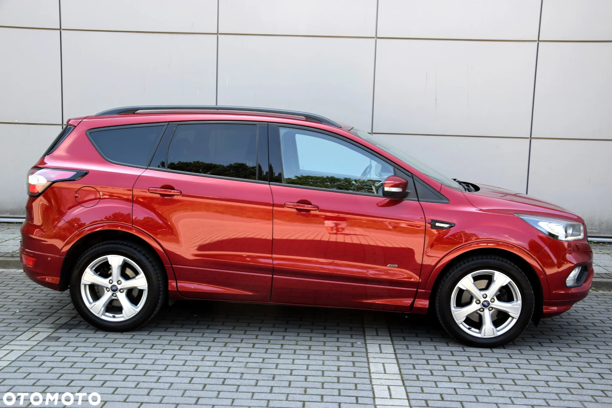 Ford Kuga 2.0 TDCi AWD ST-Line - 4