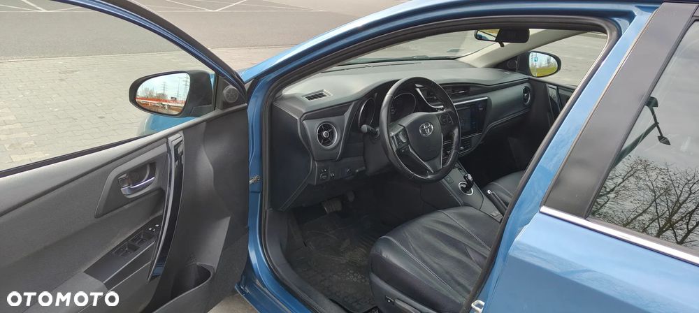 Toyota Auris - 7