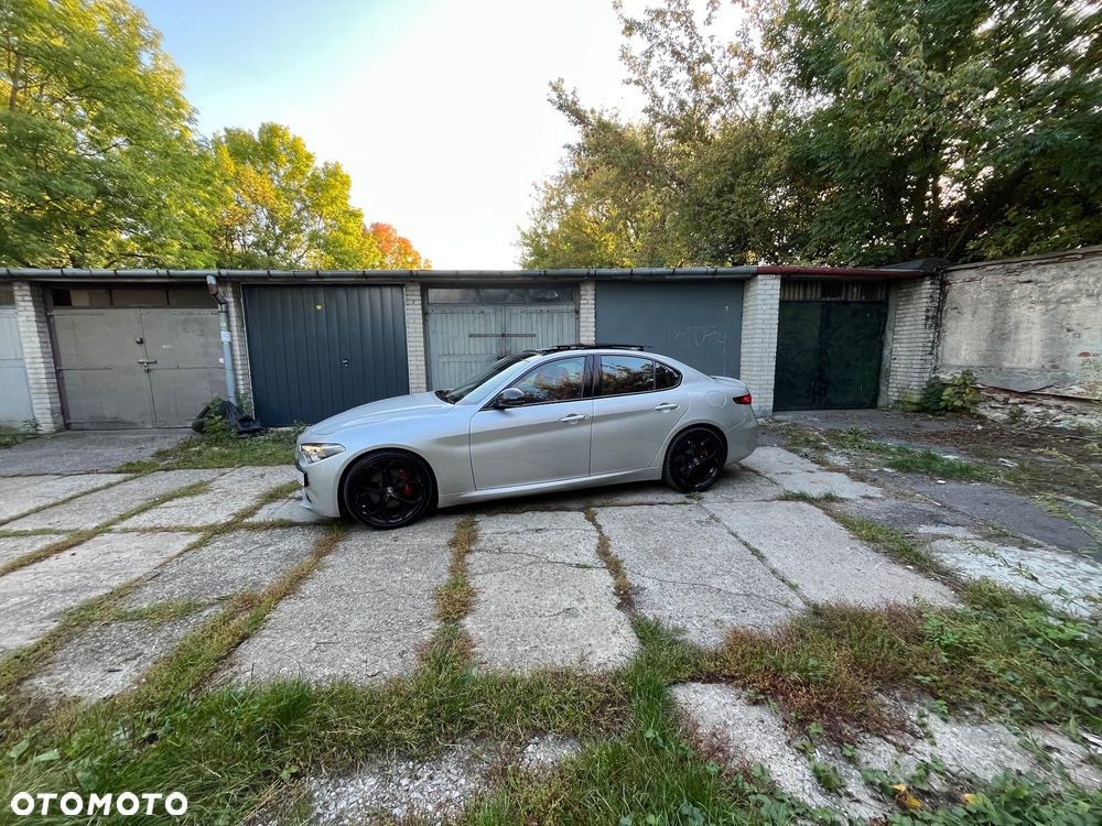 Alfa Romeo Giulia - 15