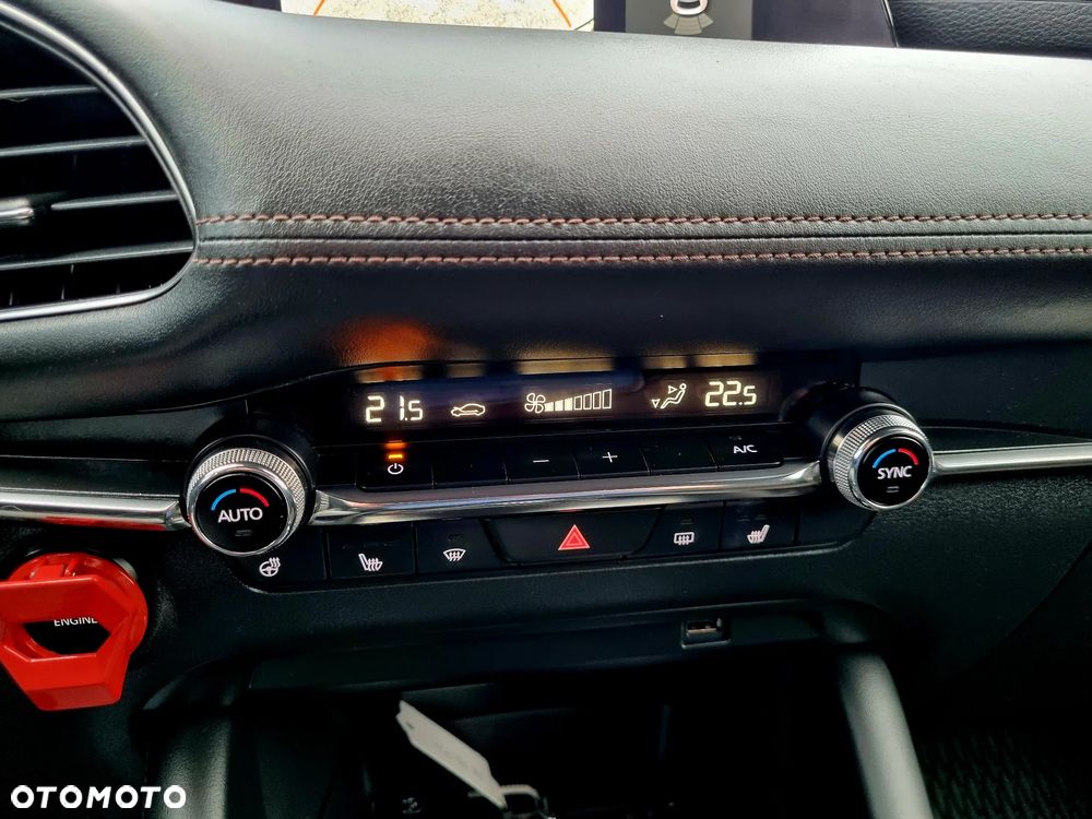Mazda 3 SKYACTIV-G 2.0 M-Hybrid DRIVE - 25