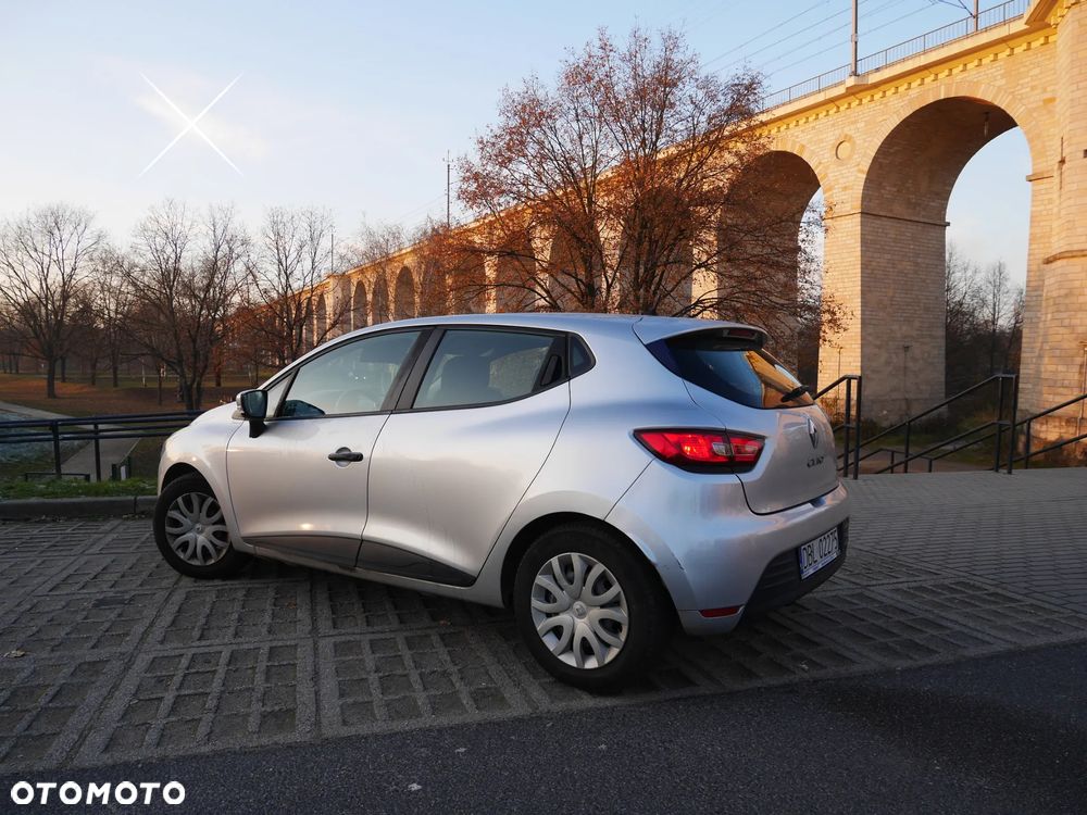 Renault Clio 1.5 dCi Energy Alize - 11