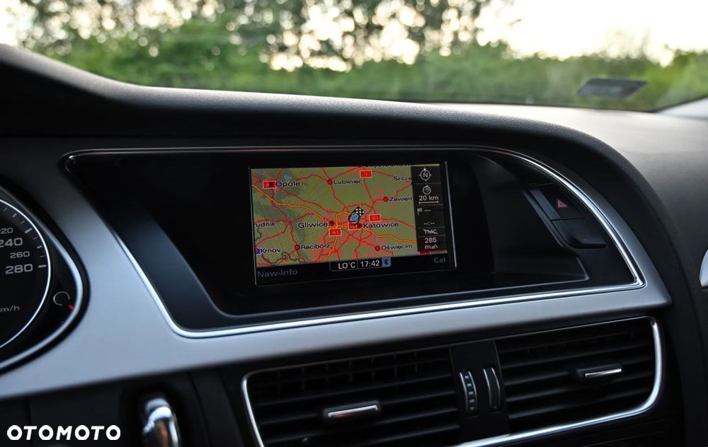 Audi A4 Avant 2.0 TDI ultra - 23