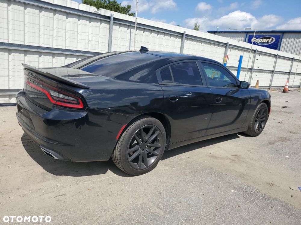 Dodge Charger - 4
