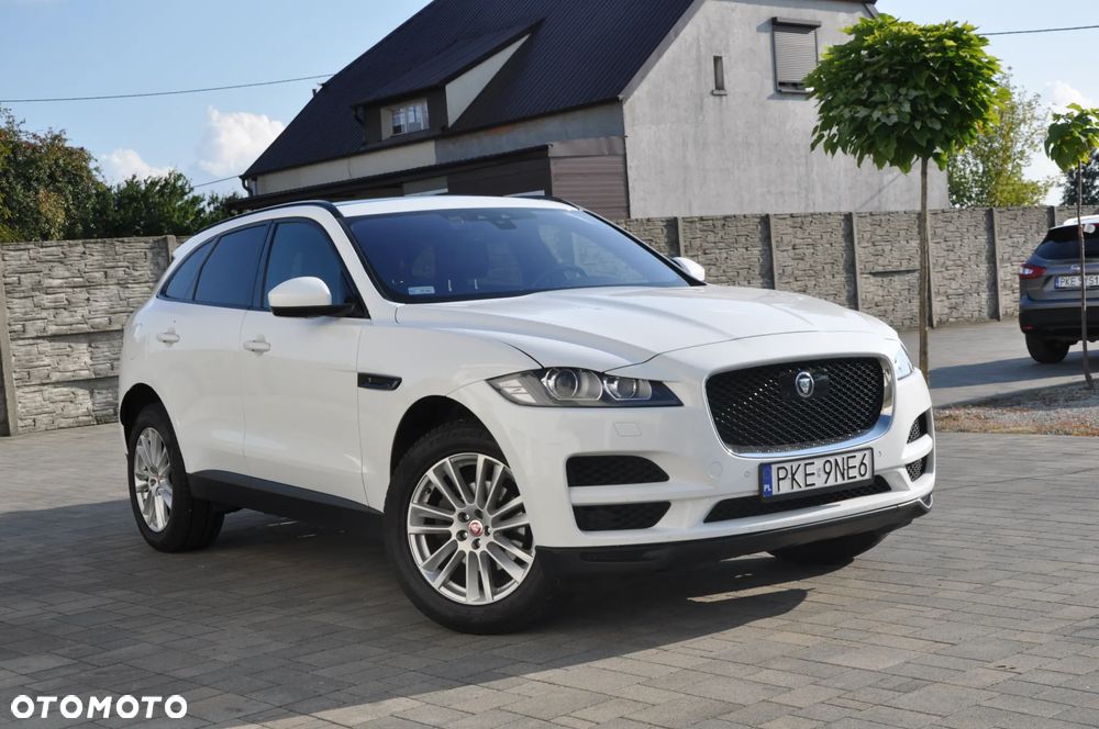 Jaguar F-Pace 2.0 i4P AWD R-Sport - 4