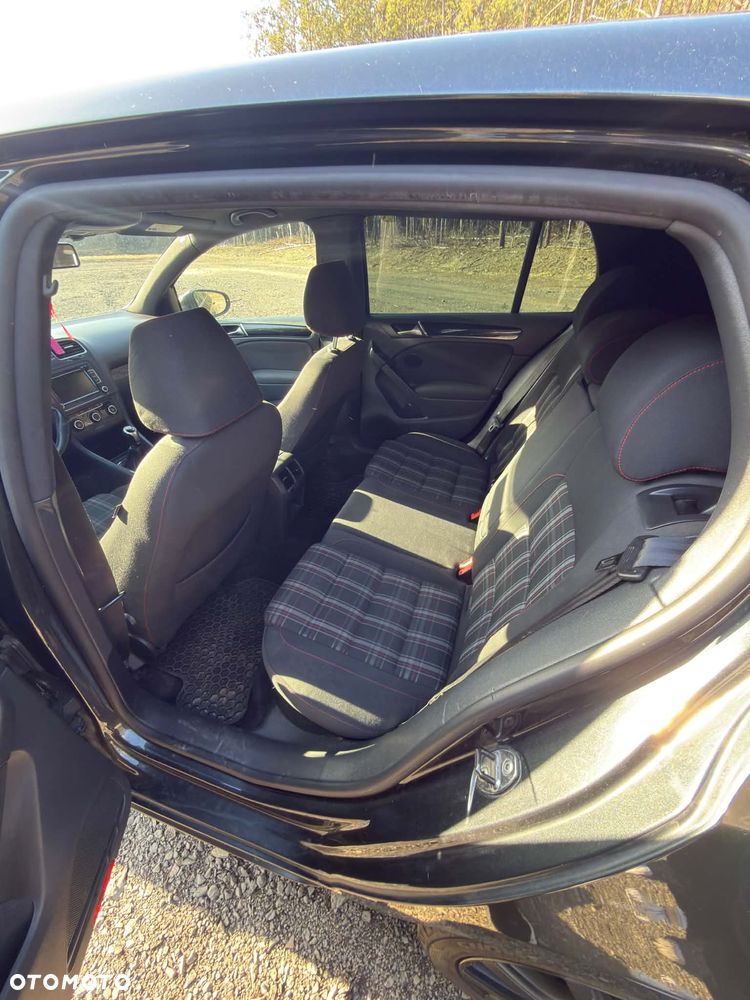 Volkswagen Golf - 7