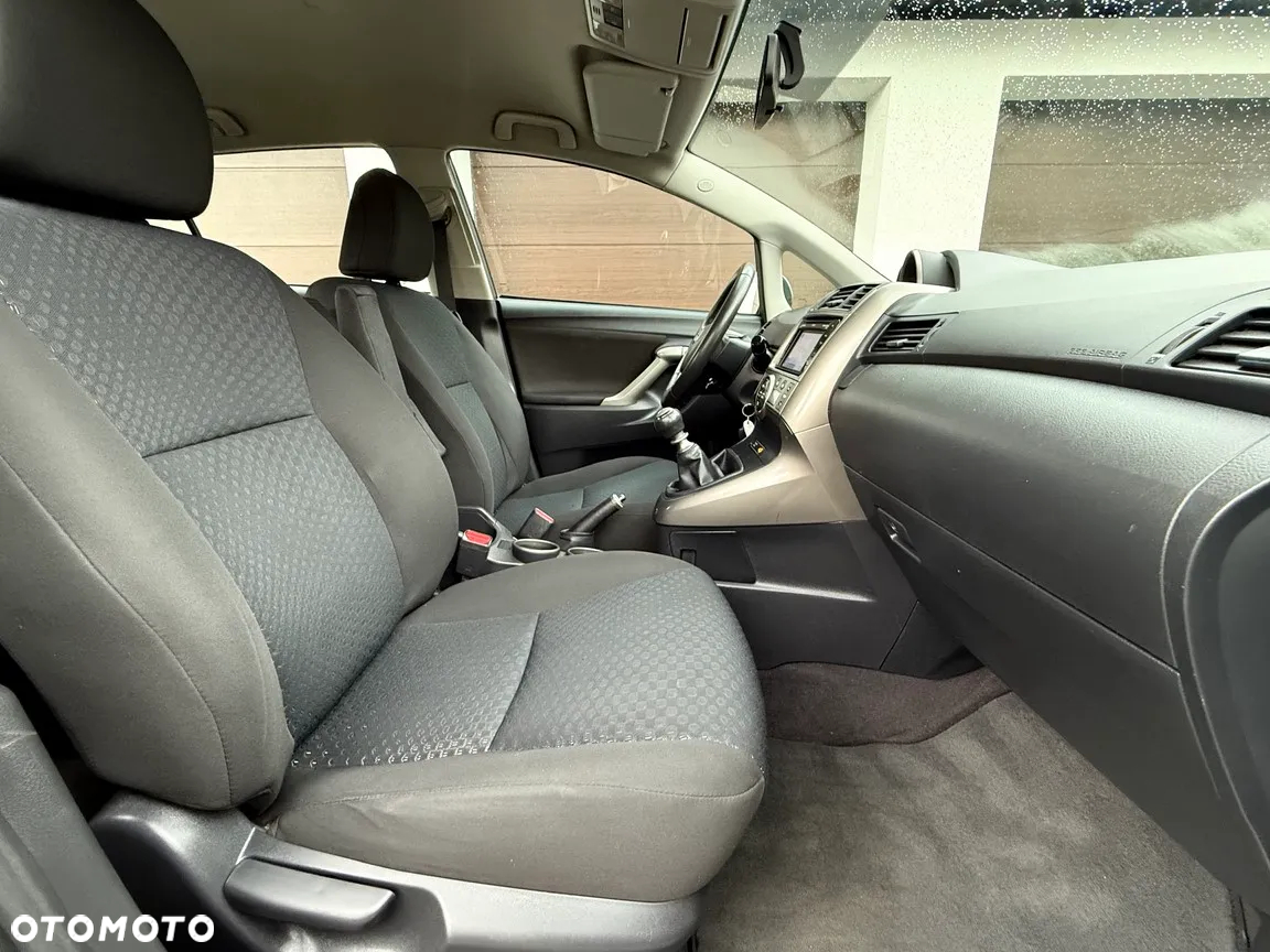 Toyota Verso 1.8 Edition - 26