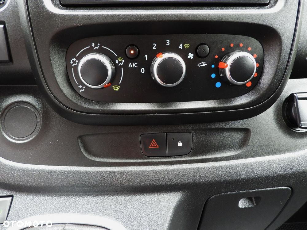 Renault TRAFIC FURGON CHŁODNIA  -5*C ZASILANIE 230V TEMPOMAT LEDY KLIMATYZACJA  120KM - 36