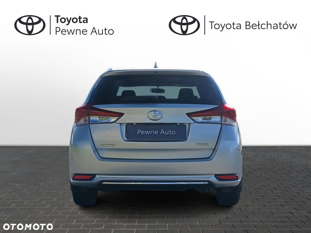 Toyota Auris 1.6 Premium Comfort - 4