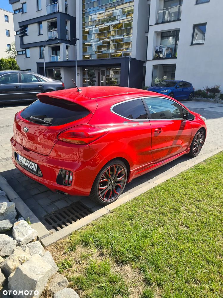 Kia Ceed 1.6 T-GDI GT L - 3