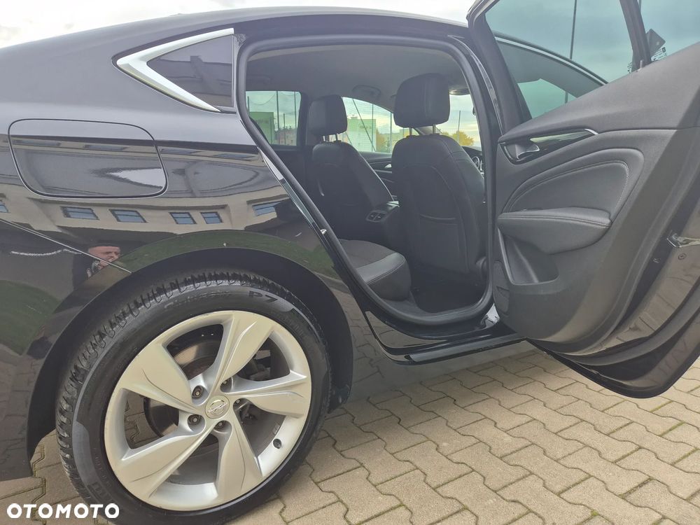 Opel Insignia 2.0 CDTI Cosmo S&S - 18