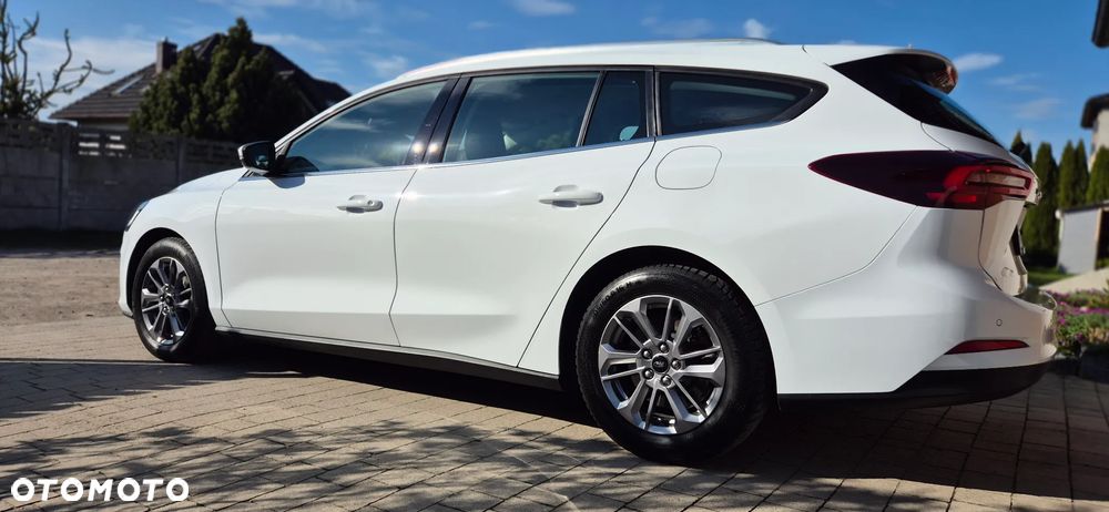 Ford Focus 1.0 EcoBoost Titanium - 5