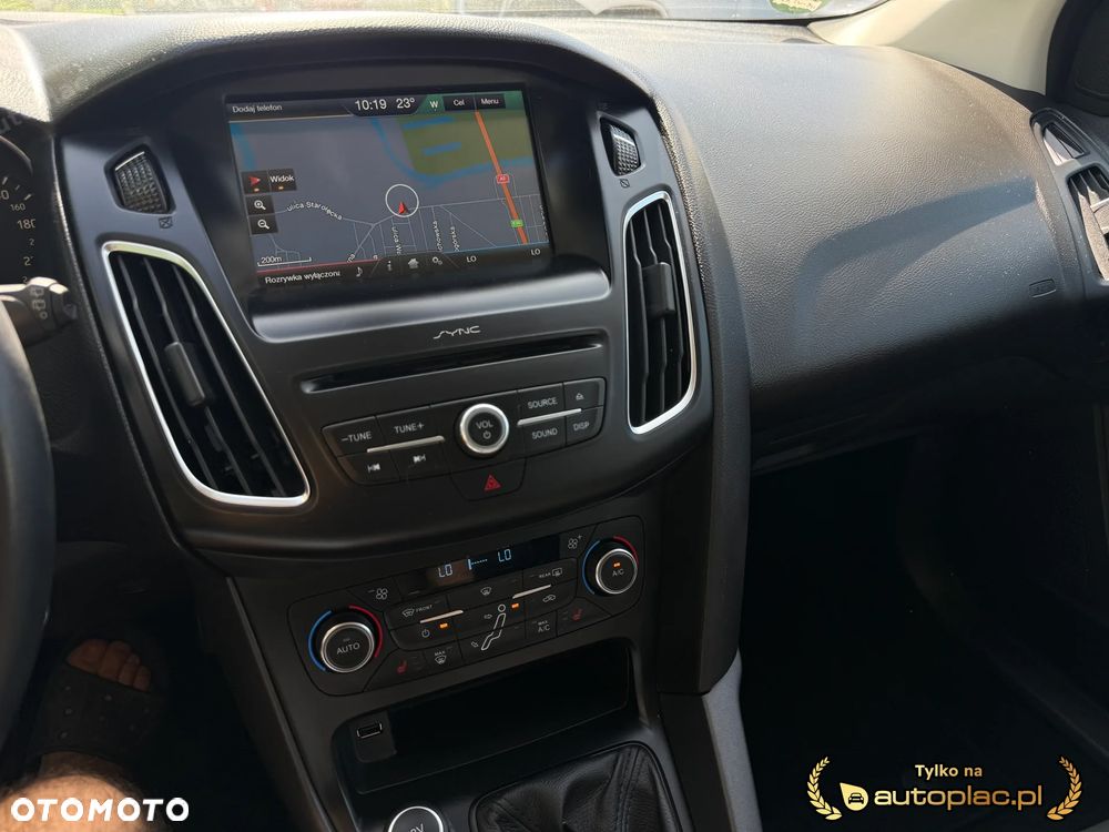 Ford Focus - 22