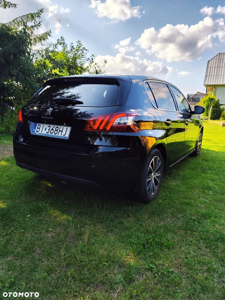 Peugeot 308 - 4
