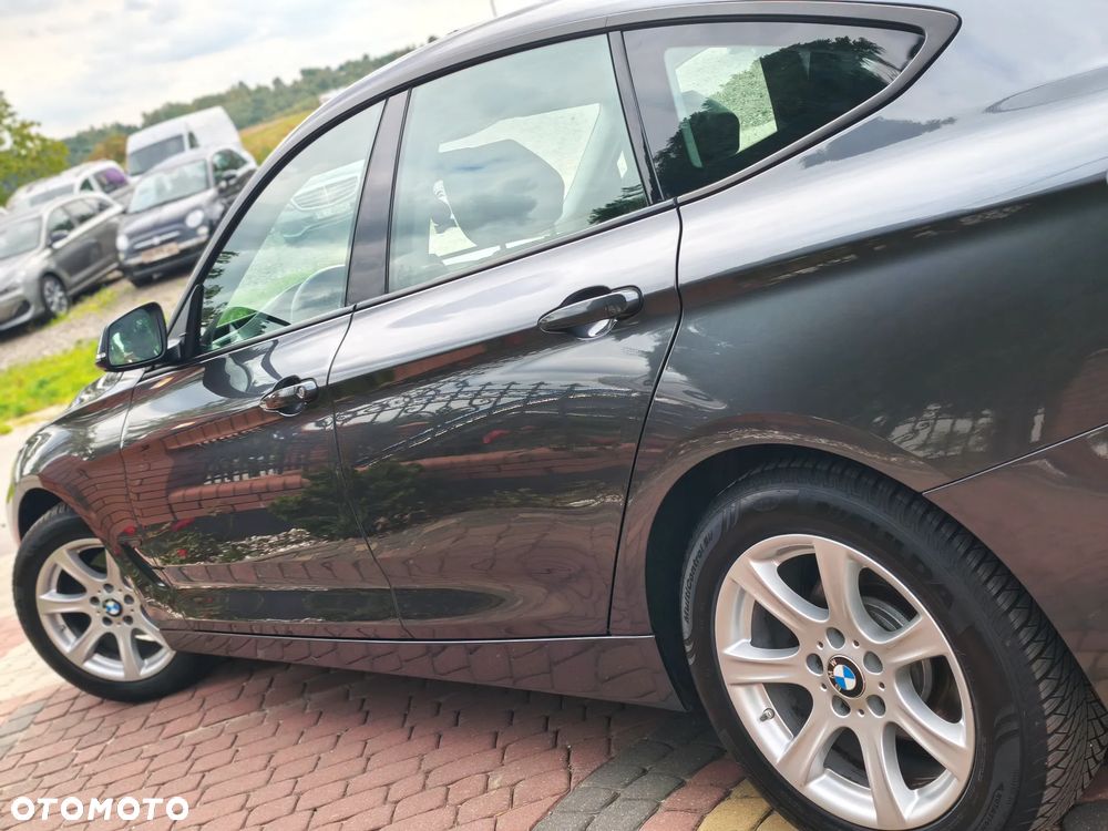 BMW 3GT 318d Business Edition - 6