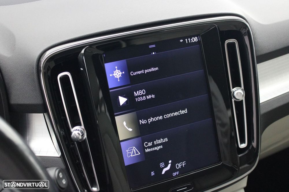 Volvo XC 40 2.0 D3 Momentum Plus Geartronic — fotografia 15