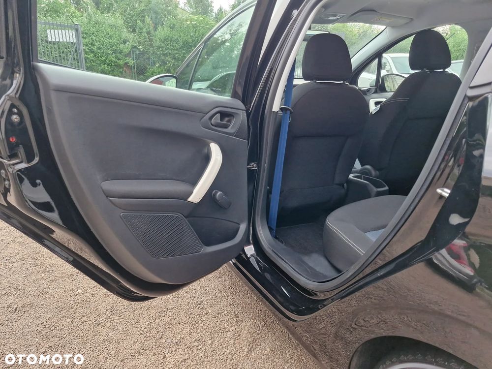 Peugeot 208 PureTech 82 Urban Move - 14