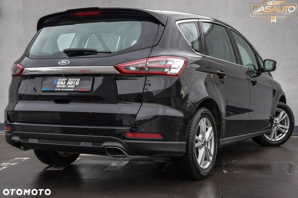 Ford S-Max - 13