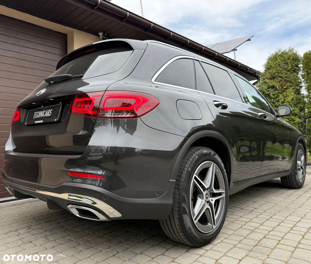 Mercedes-Benz GLC 220 d 4Matic 9G-TRONIC AMG Line - 11