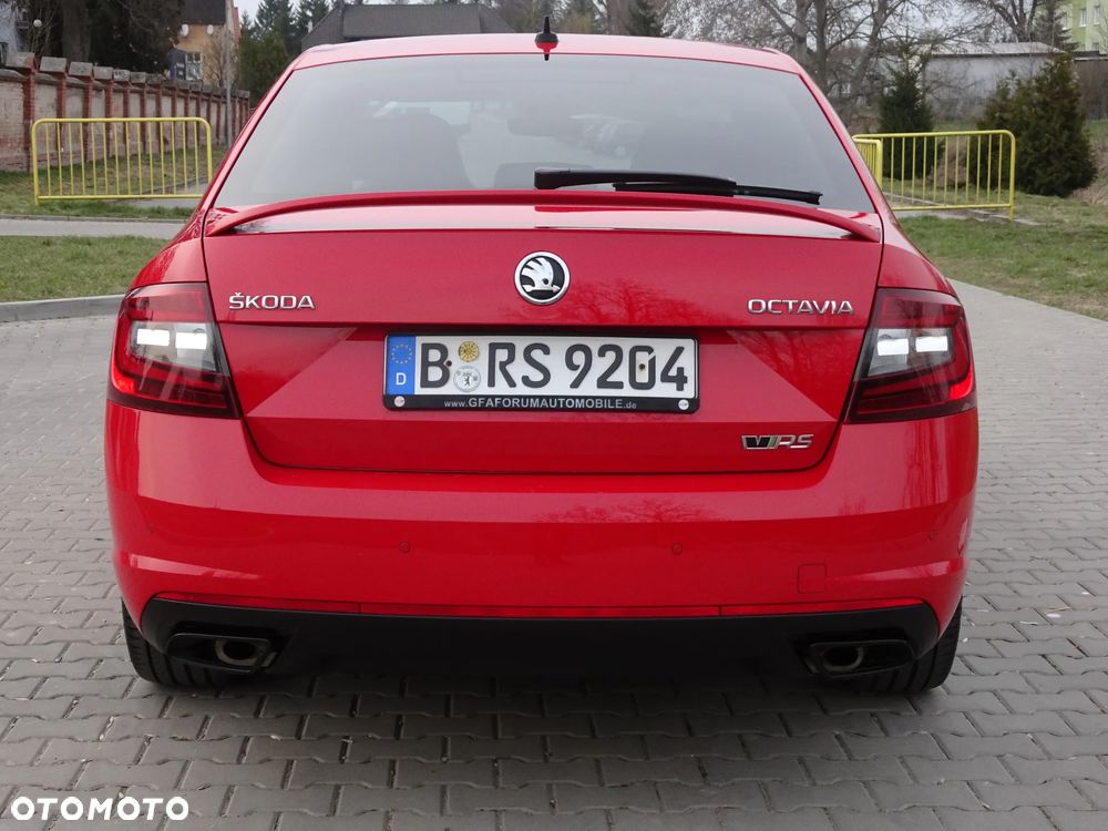 Skoda Octavia 2.0 TSI RS - 6