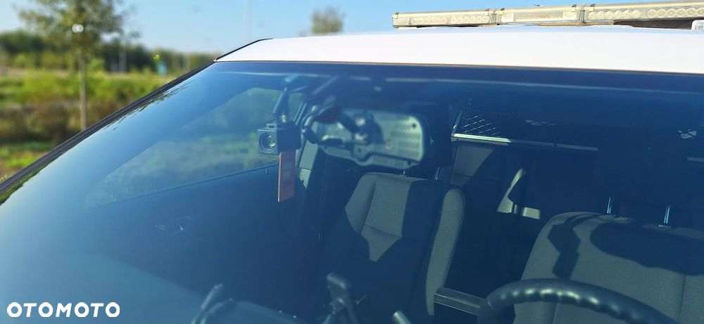 Ford Explorer - 14