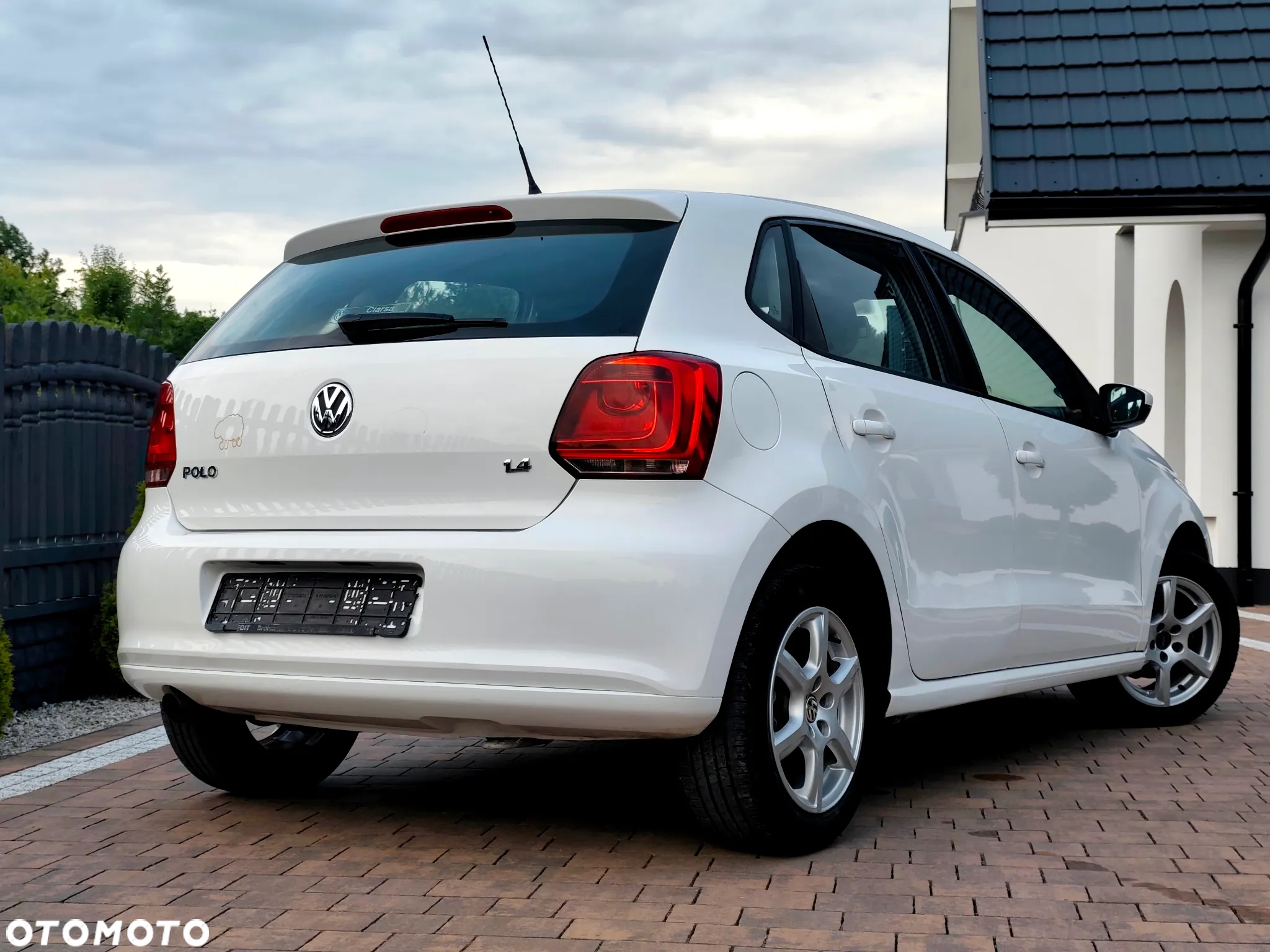 Volkswagen Polo - 14