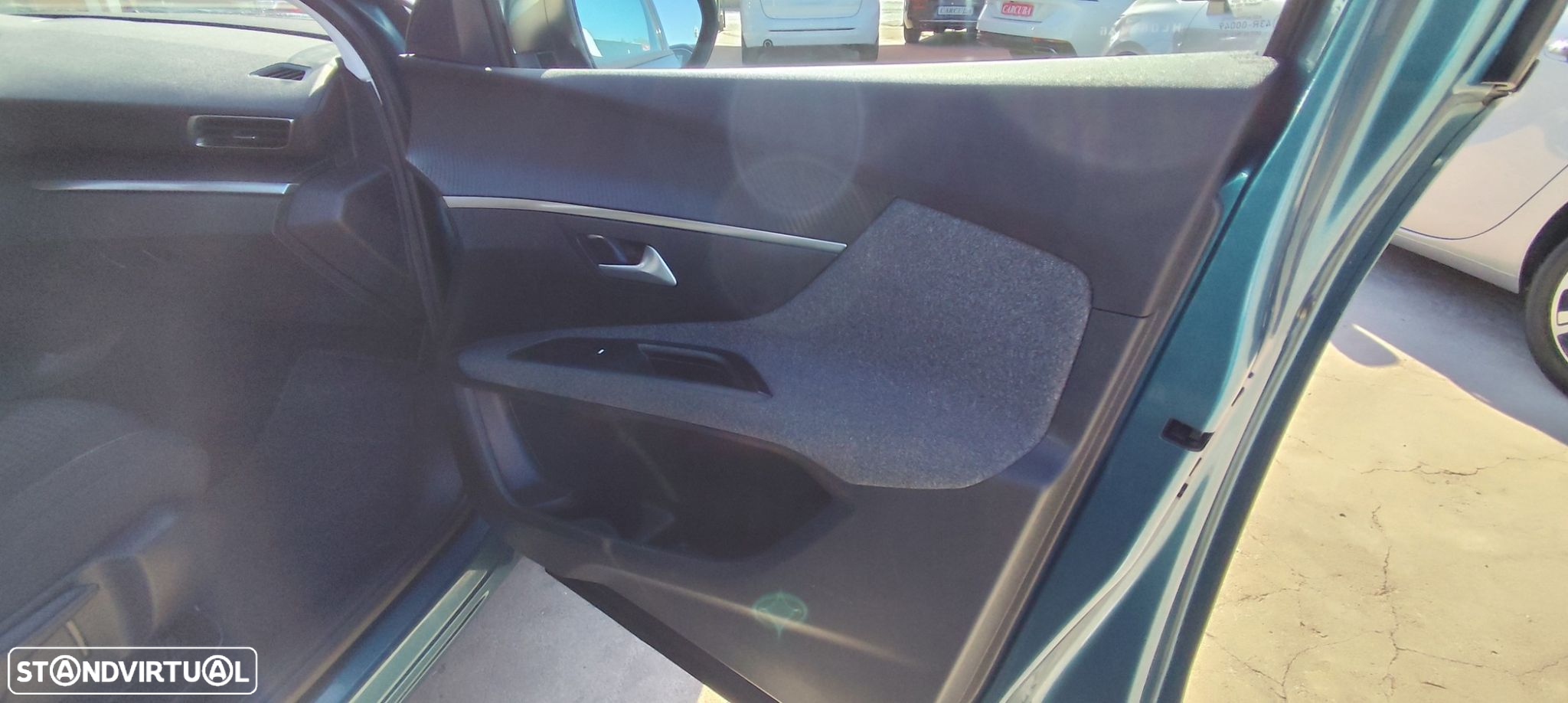 Peugeot 5008 1.6 BlueHDi Allure EAT6 - 13