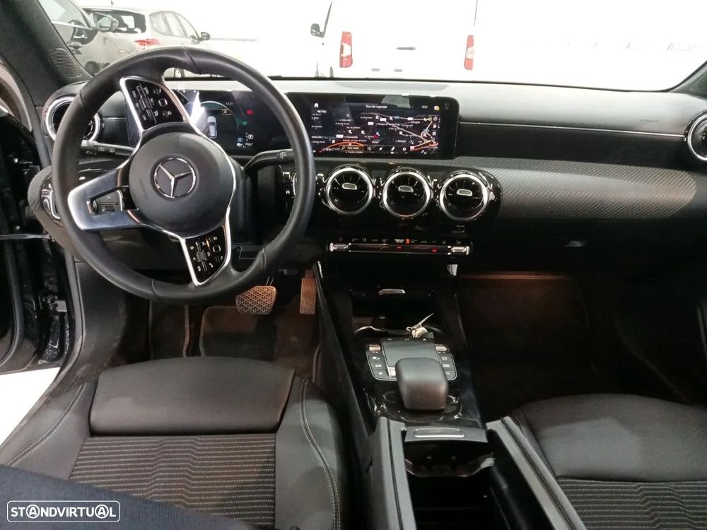 Mercedes-Benz CLA 250 e Shooting Brake Style Plus - 5