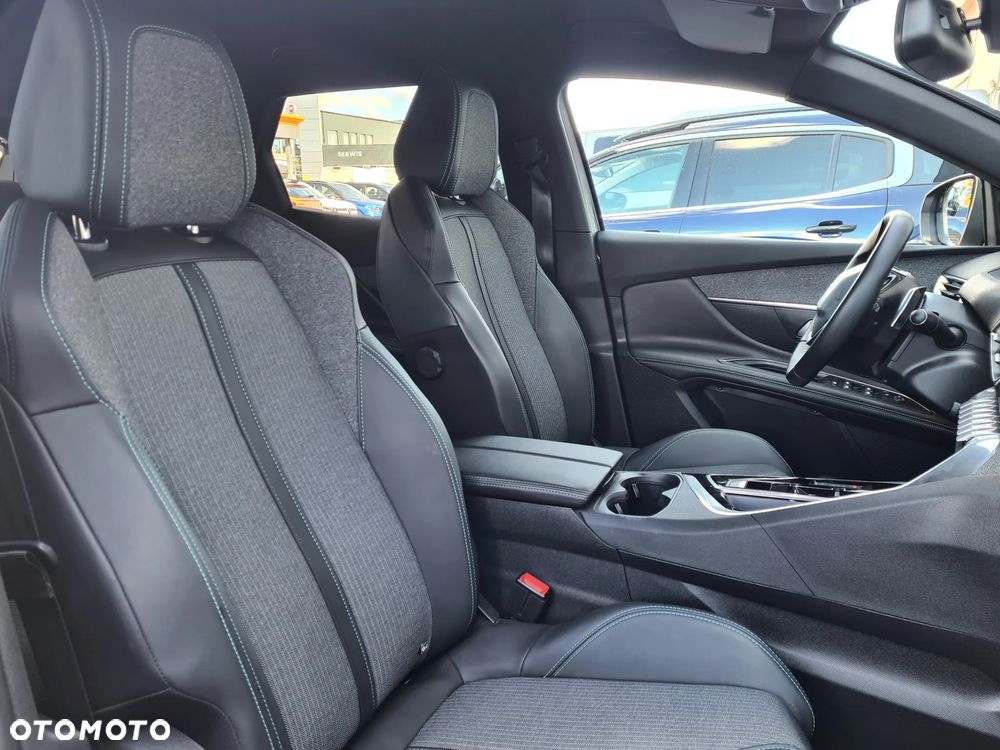 Peugeot 3008 1.2 PureTech Allure Pack S&S EAT8 - 18